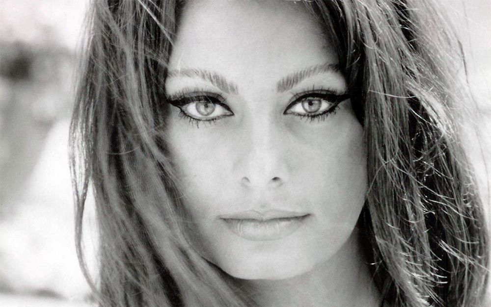 Sophia Loren, icona senza tempo, compie 90 anni