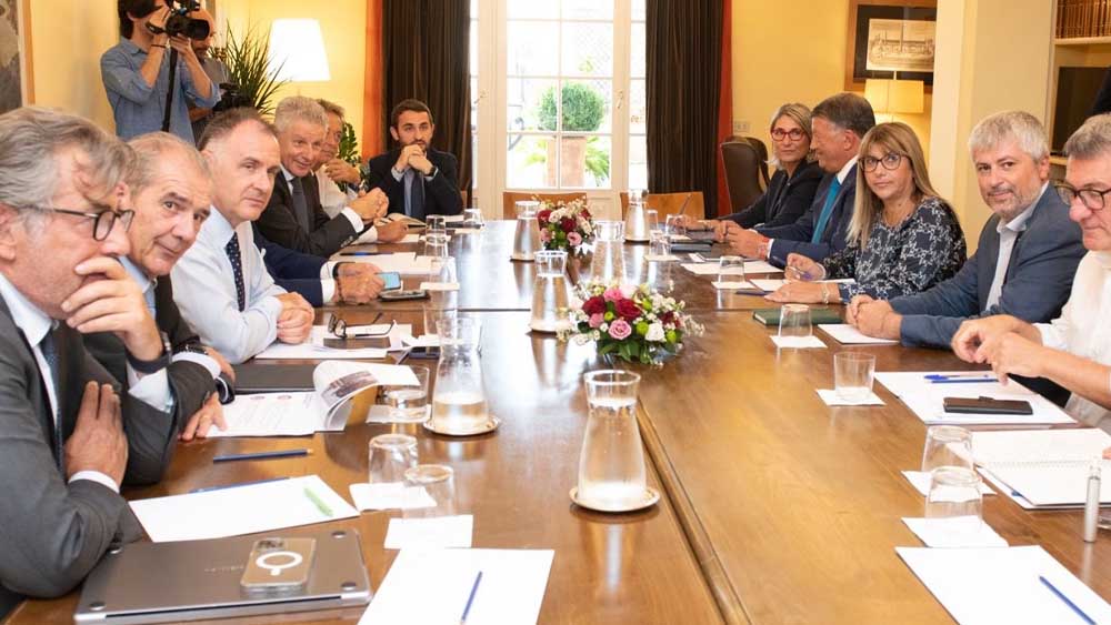 Lavoro, sindacati e imprese cercano un accordo comune